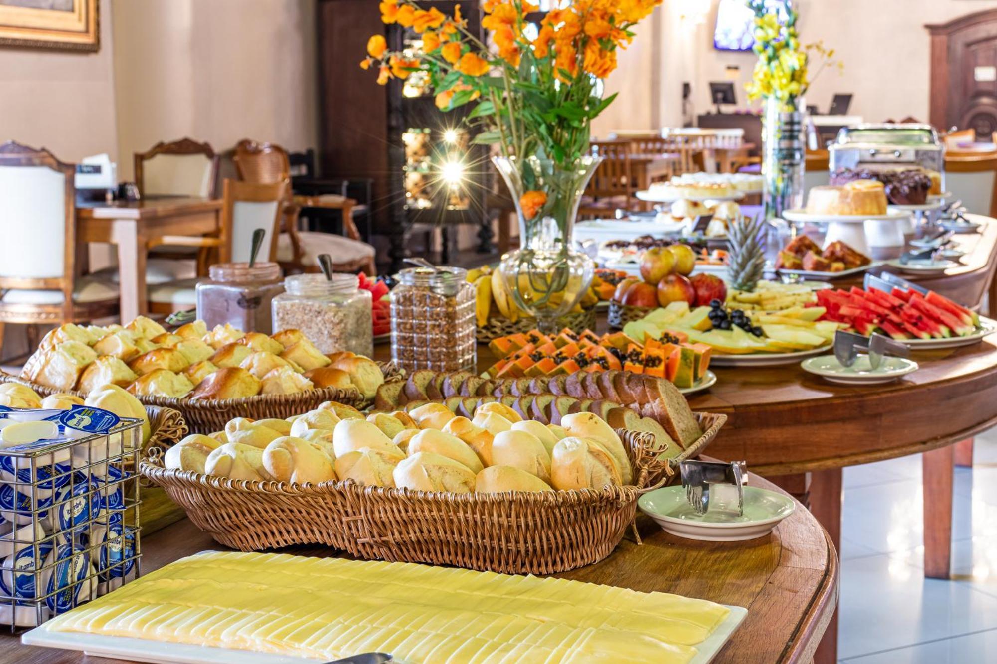 Castelo De Itaipava - Hotel, Eventos E Gastronomia Екстер'єр фото