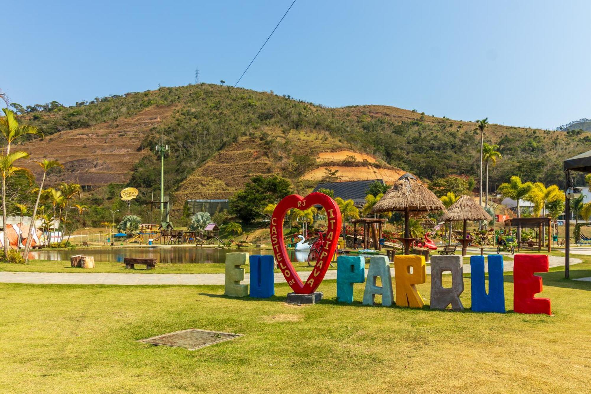 Castelo De Itaipava - Hotel, Eventos E Gastronomia Екстер'єр фото