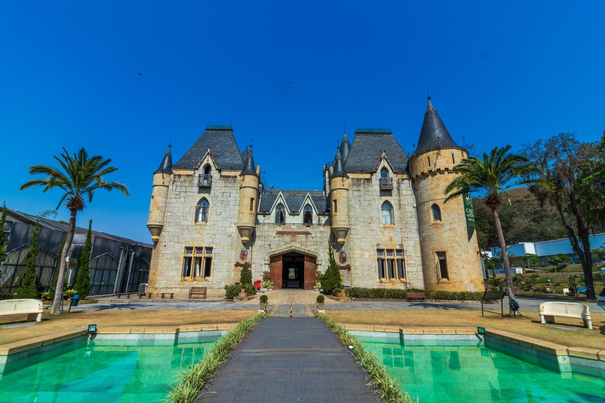 Castelo De Itaipava - Hotel, Eventos E Gastronomia Екстер'єр фото