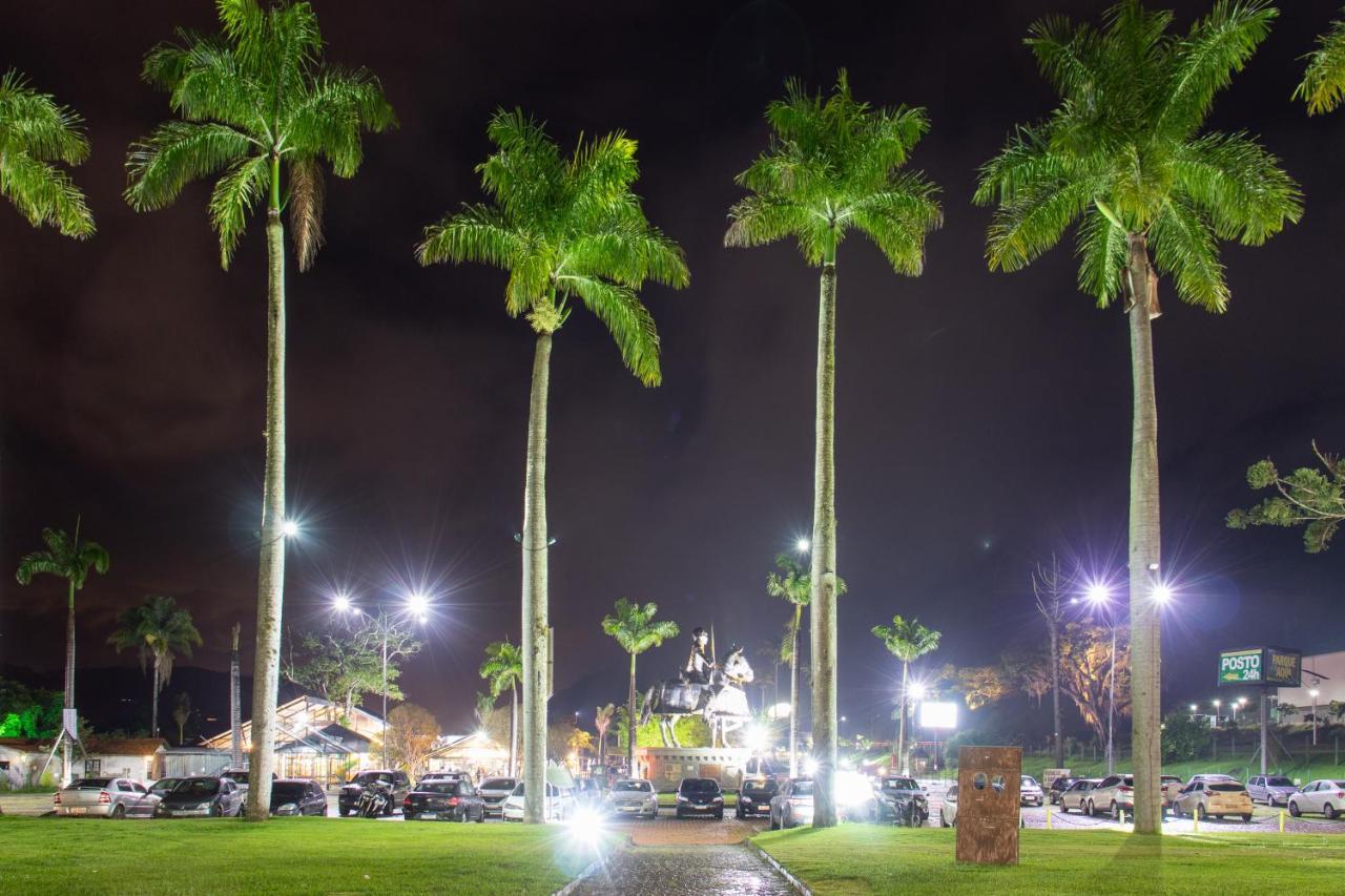 Castelo De Itaipava - Hotel, Eventos E Gastronomia Екстер'єр фото